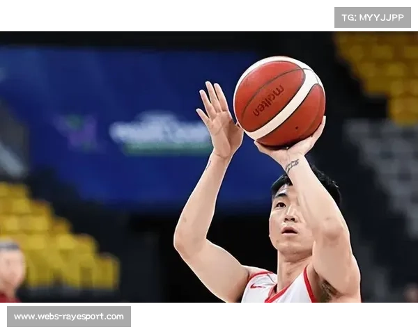 高诗岩热身赛三连击点燃全场 男篮替补席火力成新优势